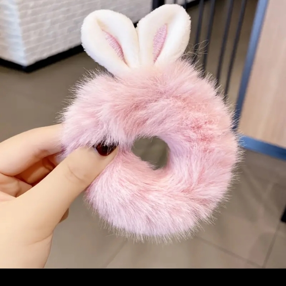 - NEW hair ties with bunny ears. (4 @ 9.00 Each) - Picture 2 of 6